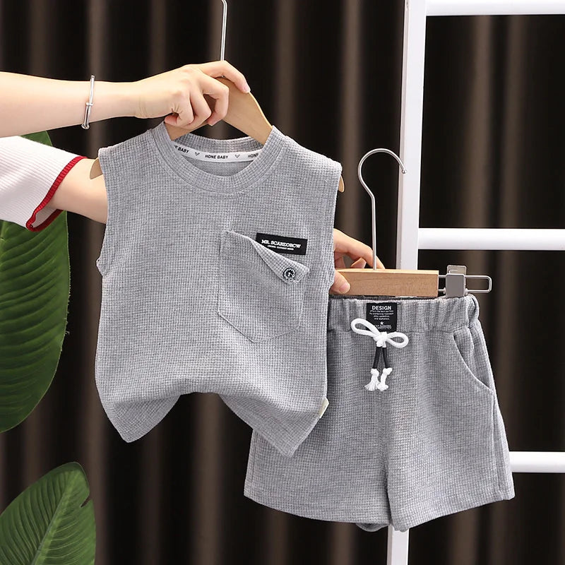 Novas roupas de verão para bebês meninas, meninos, coletes e shorts, 2 peças/conjuntos, roupas infantis, traje esportivo casual para crianças, agasalhos infantis