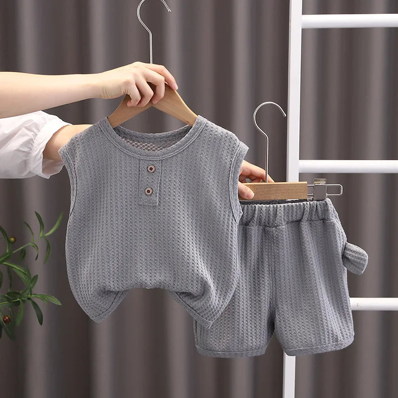 Novas roupas de verão para bebês meninas, meninos, coletes e shorts, 2 peças/conjuntos, roupas infantis, traje esportivo casual para crianças, agasalhos infantis
