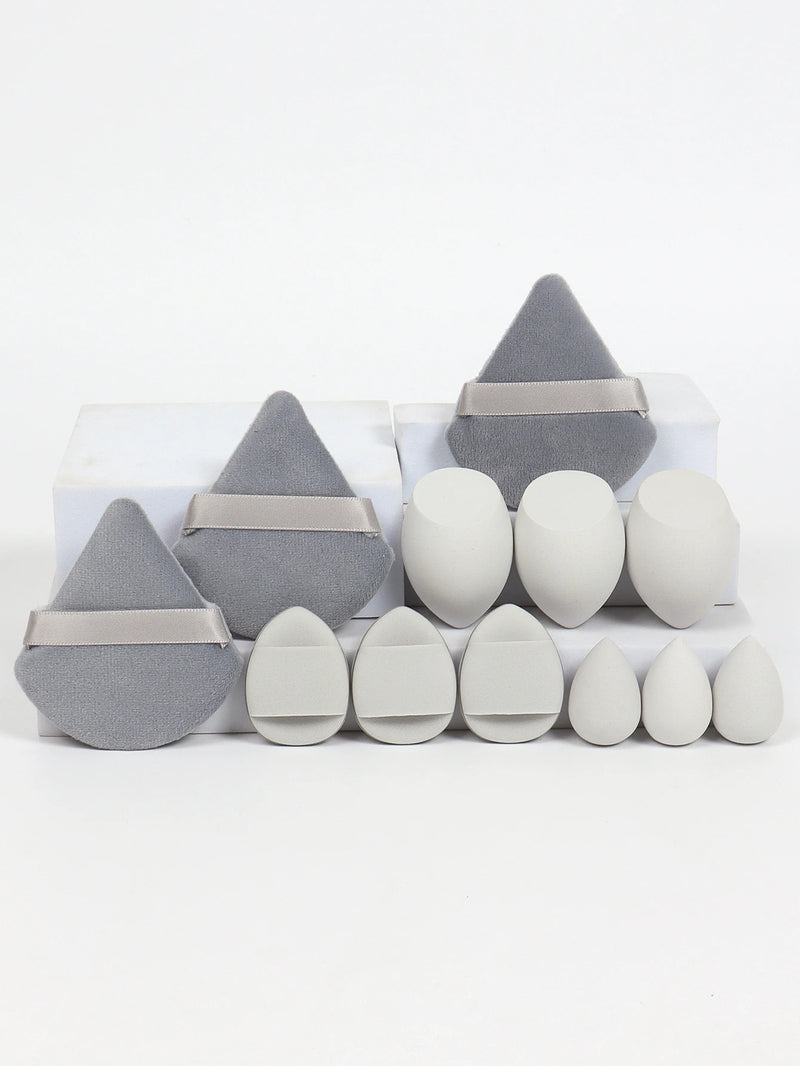 Conjunto de 12 esponjas de maquiagem multiuso, composto por 3 esponjas de pó soltas, 3 mini esponjas de ar, 3 ovos de beleza e 3 mini esponjas de beleza